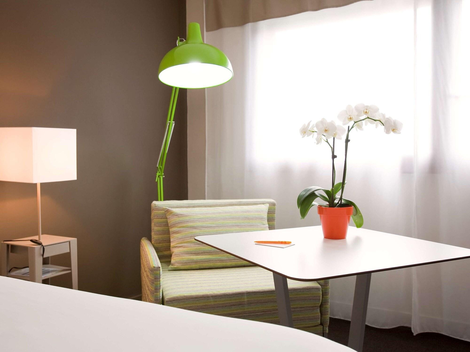 Готель Ibis Styles Annemasse Geneve Амбії Екстер'єр фото
