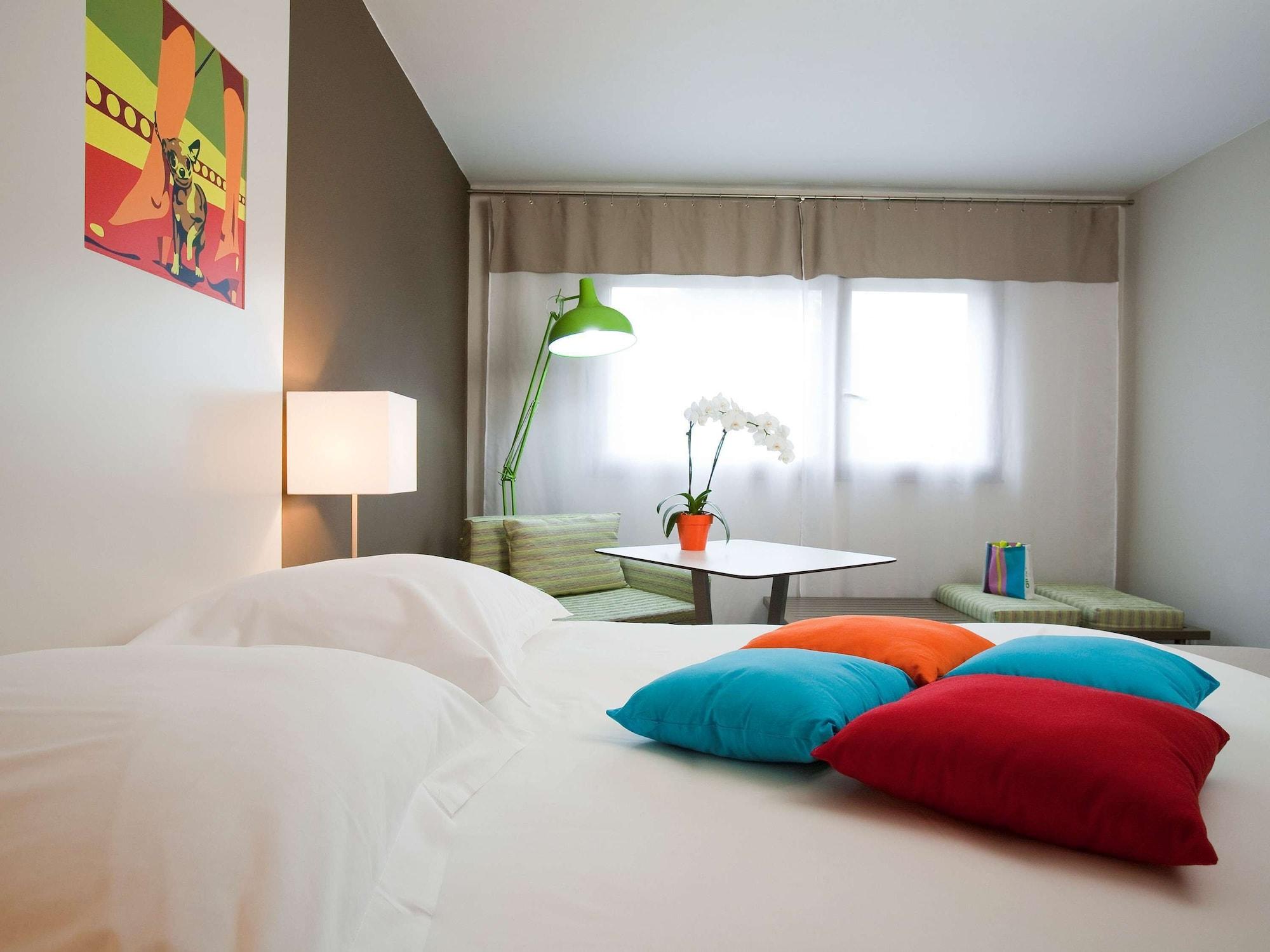 Готель Ibis Styles Annemasse Geneve Амбії Екстер'єр фото